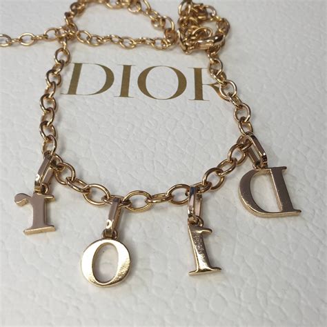 dior kette buchstaben|Dior modeschmuck damen.